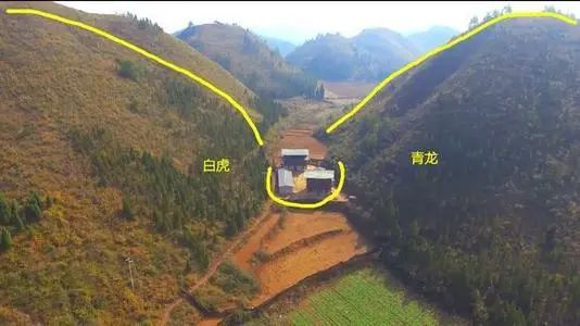 麒麟戏龟蛇风水故事_蛇地风水出什么人?_蛇风水宝地